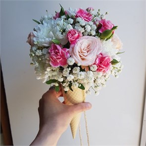 Композиция в рожке №5 123005